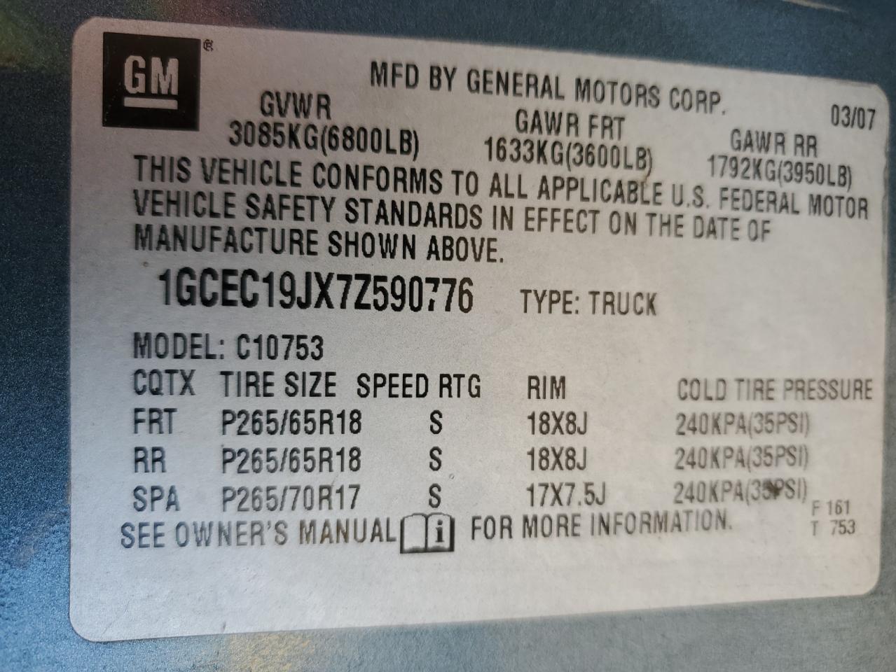 2007 Chevrolet Silverado - Image 13