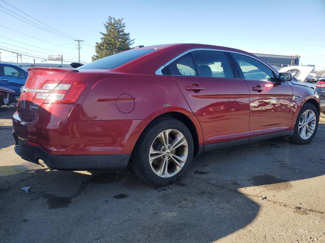 2014 Ford Taurus - Image 3