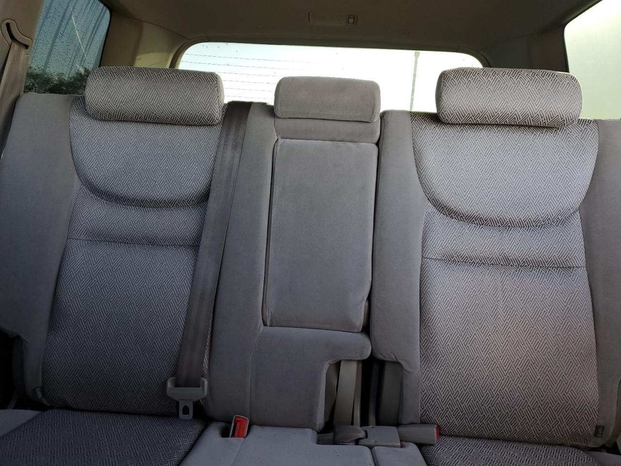 2003 Toyota Highlander - Image 10