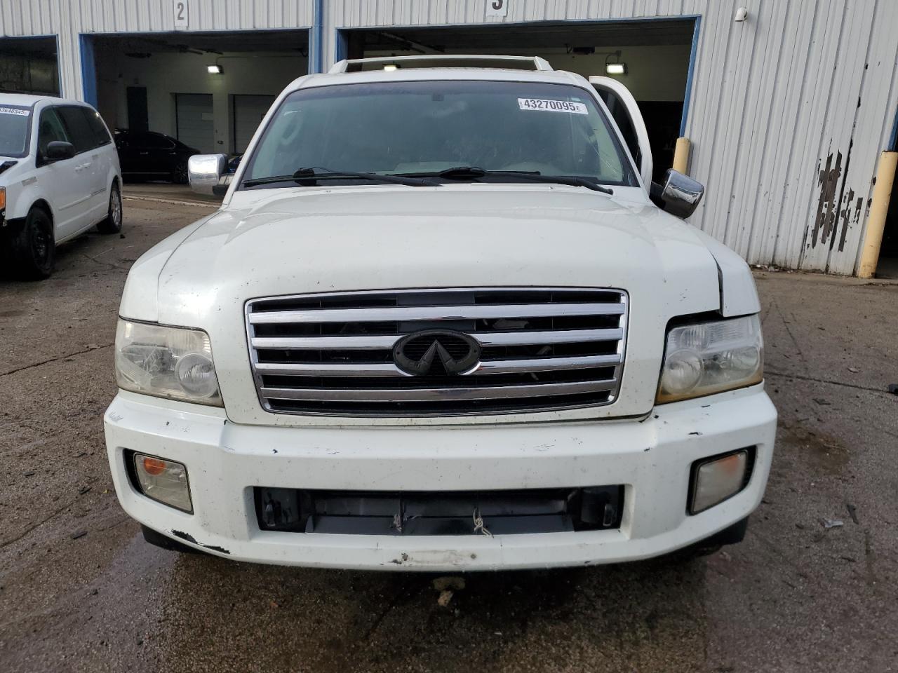 2005 Infiniti QX56 - Image 5