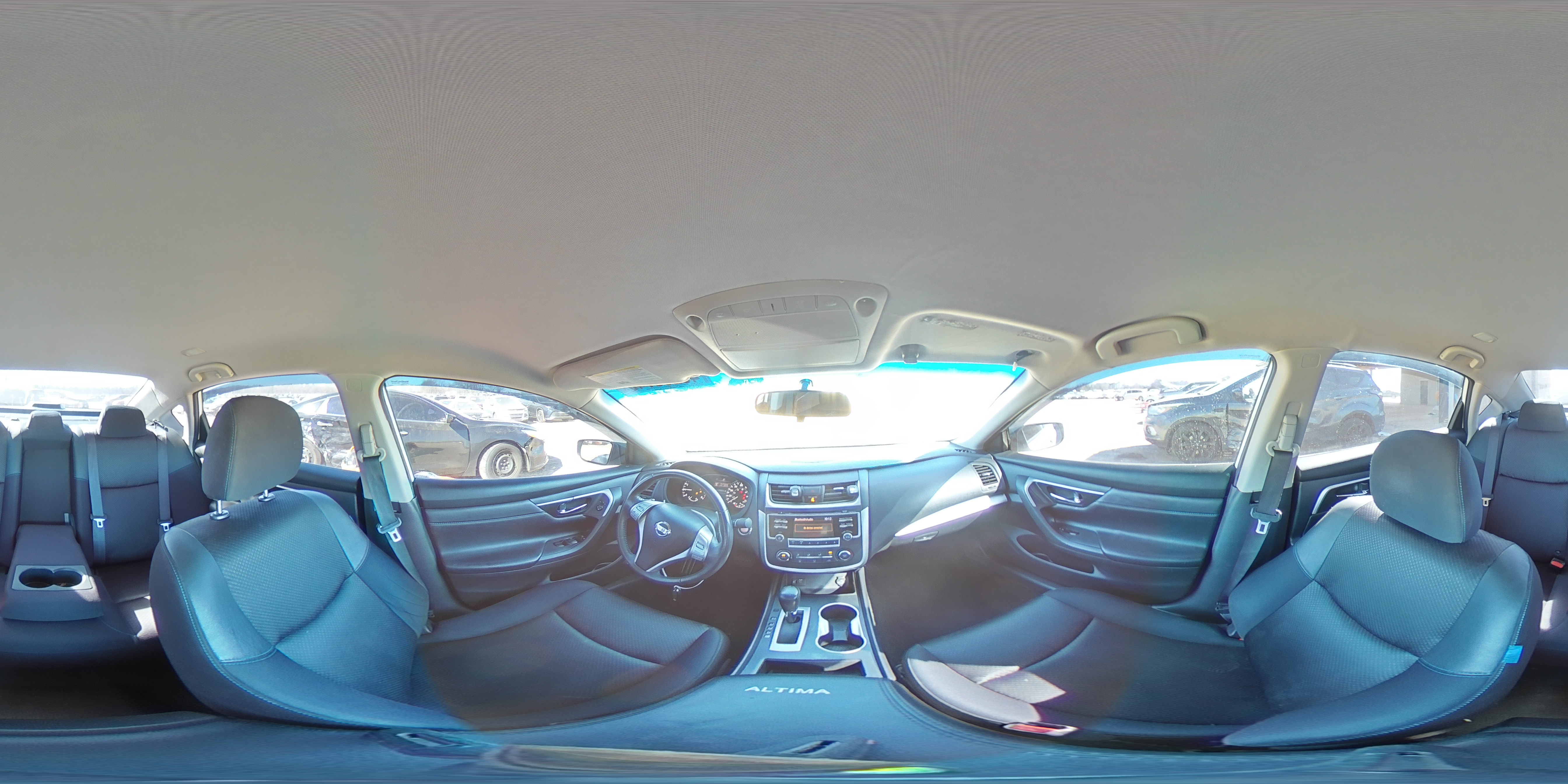 2016 Nissan Altima - Image 13