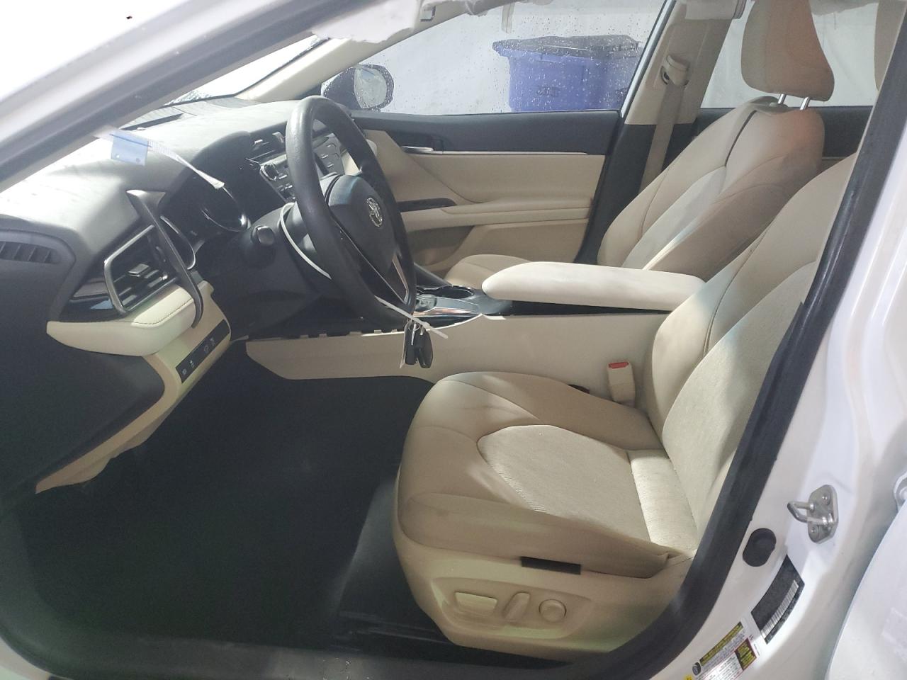 2020 Toyota Camry - Image 7