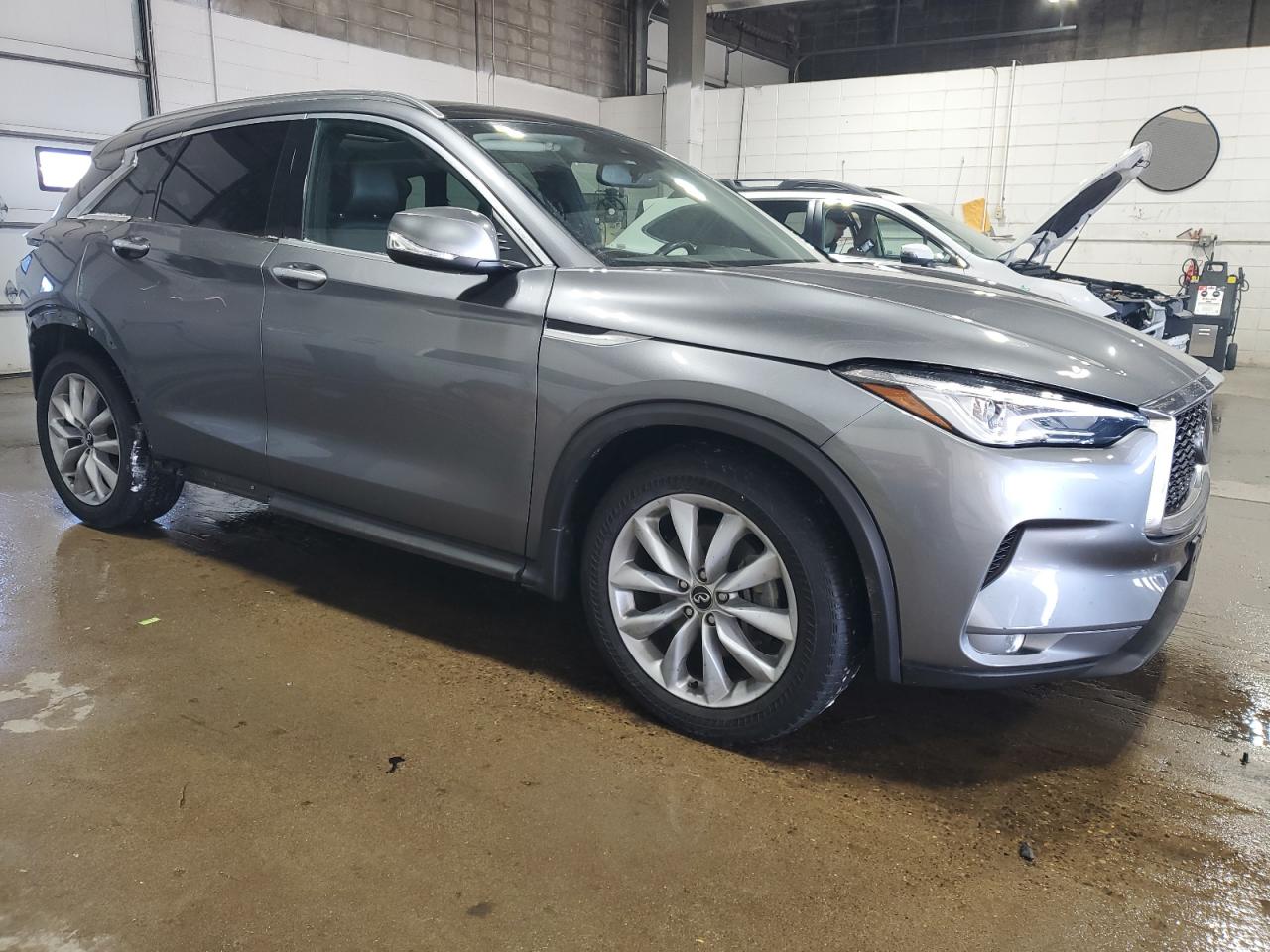 2019 Infiniti QX50 - Image 4