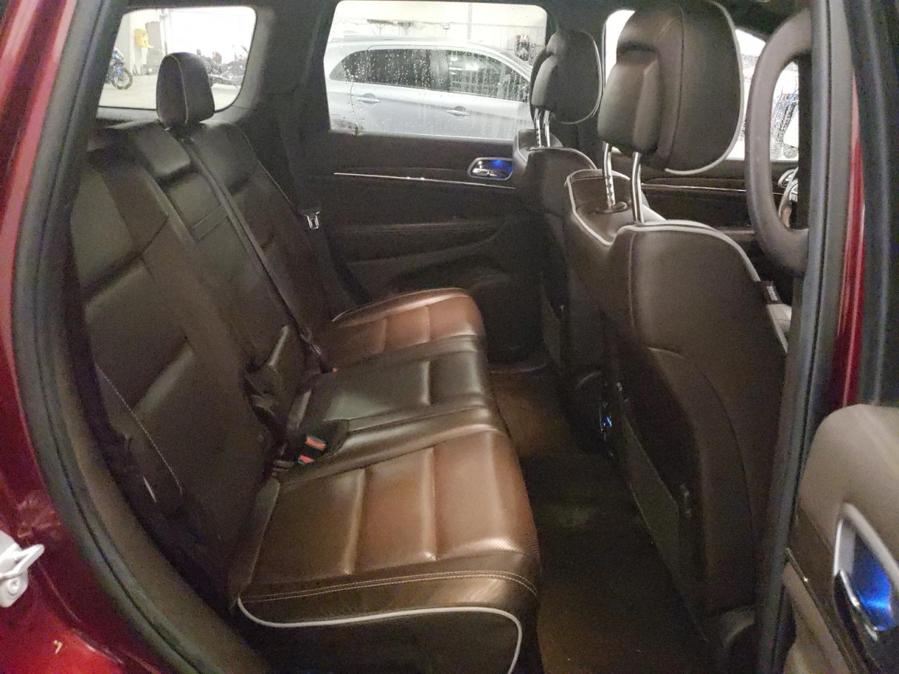 2018 Jeep Grand Cherokee - Image 11