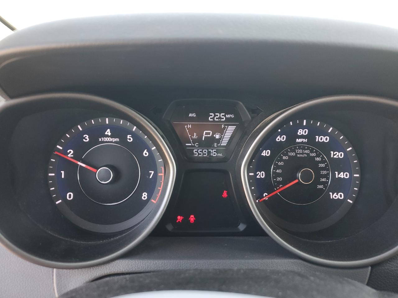 2016 Hyundai Elantra - Image 9