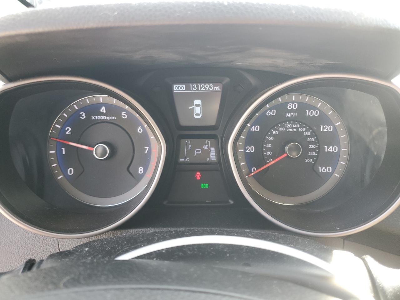 2017 Hyundai Elantra - Image 9