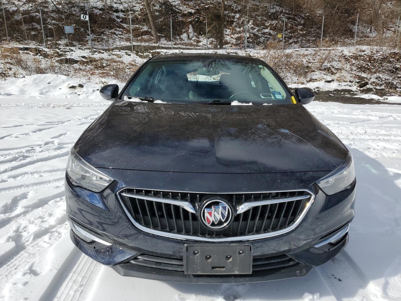 2019 Buick Regal - Image 5