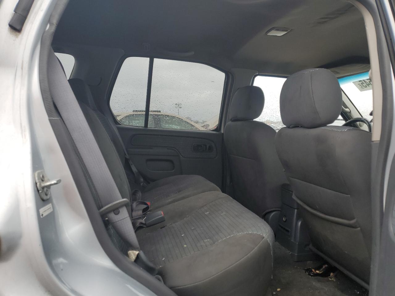 2002 Nissan XTerra - Image 10