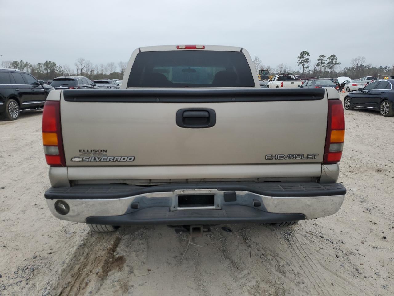 2002 Chevrolet Silverado - Image 6