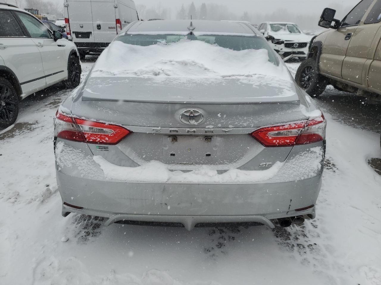 2019 Toyota Camry - Image 6