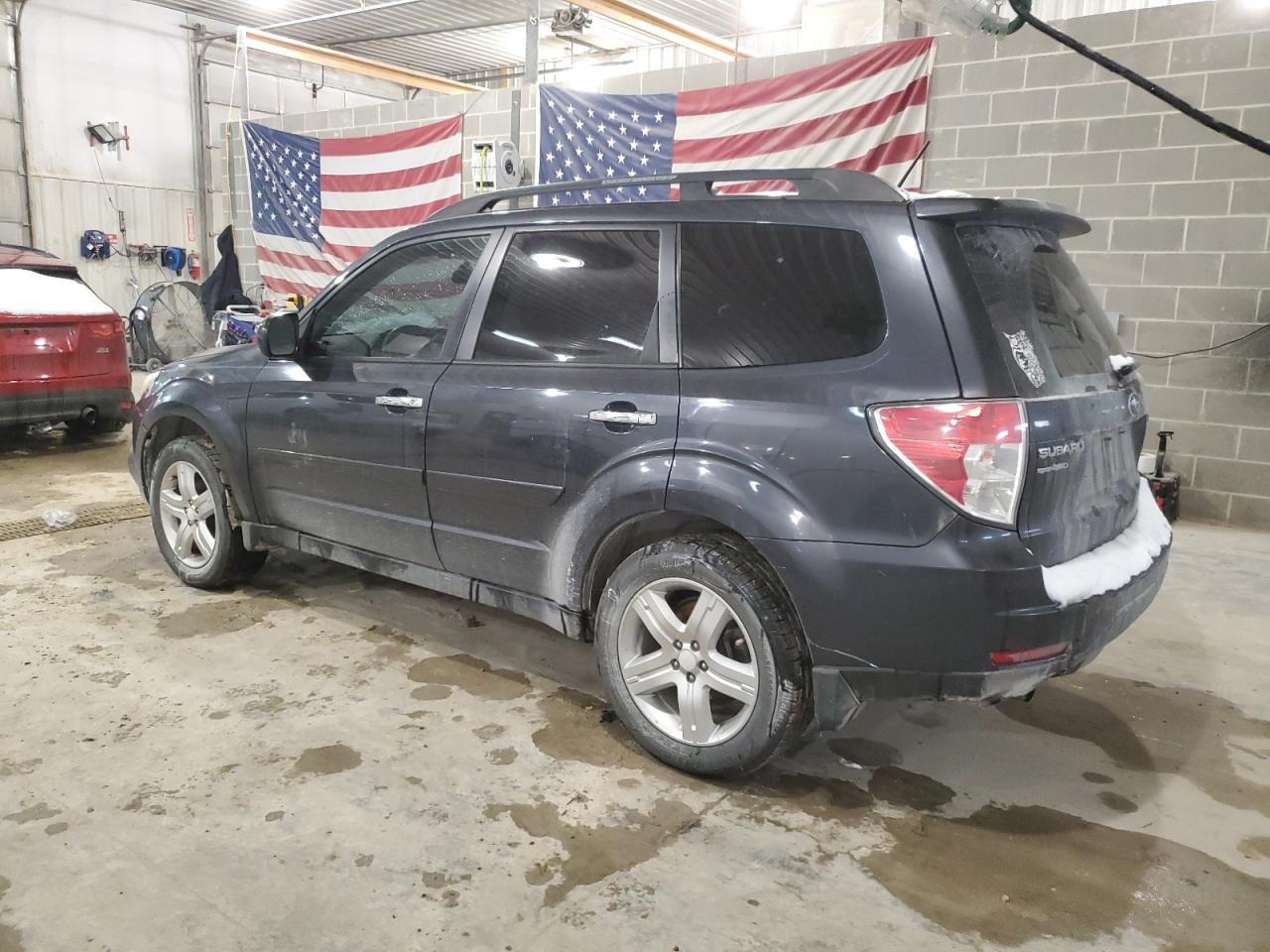 2010 Subaru Forester - Image 2