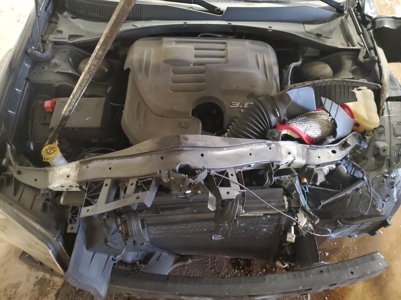 2019 Chrysler 300 - Image 11