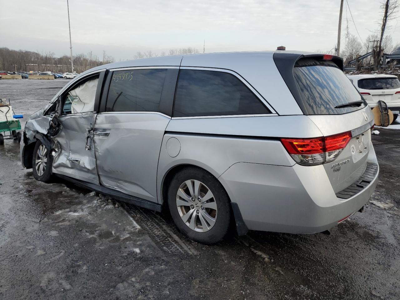 2014 Honda Odyssey - Image 2