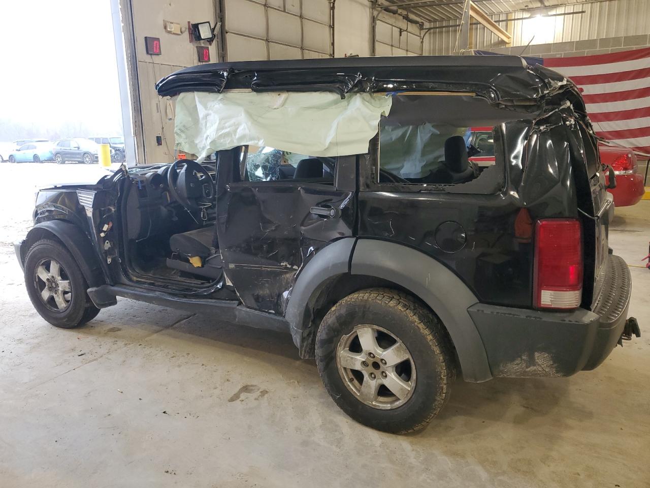2007 Dodge Nitro - Image 2