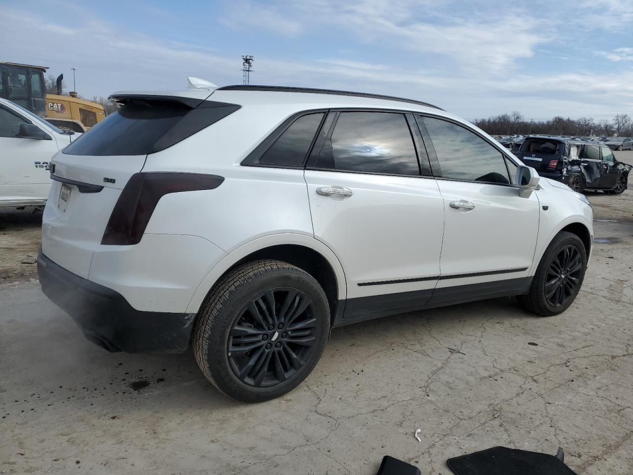 2017 Cadillac XT5 - Image 3