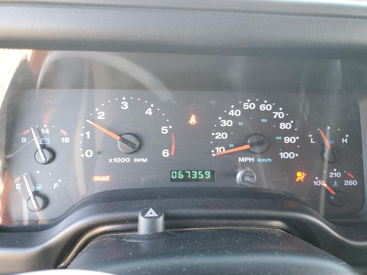 2005 Jeep Wrangler - Image 9