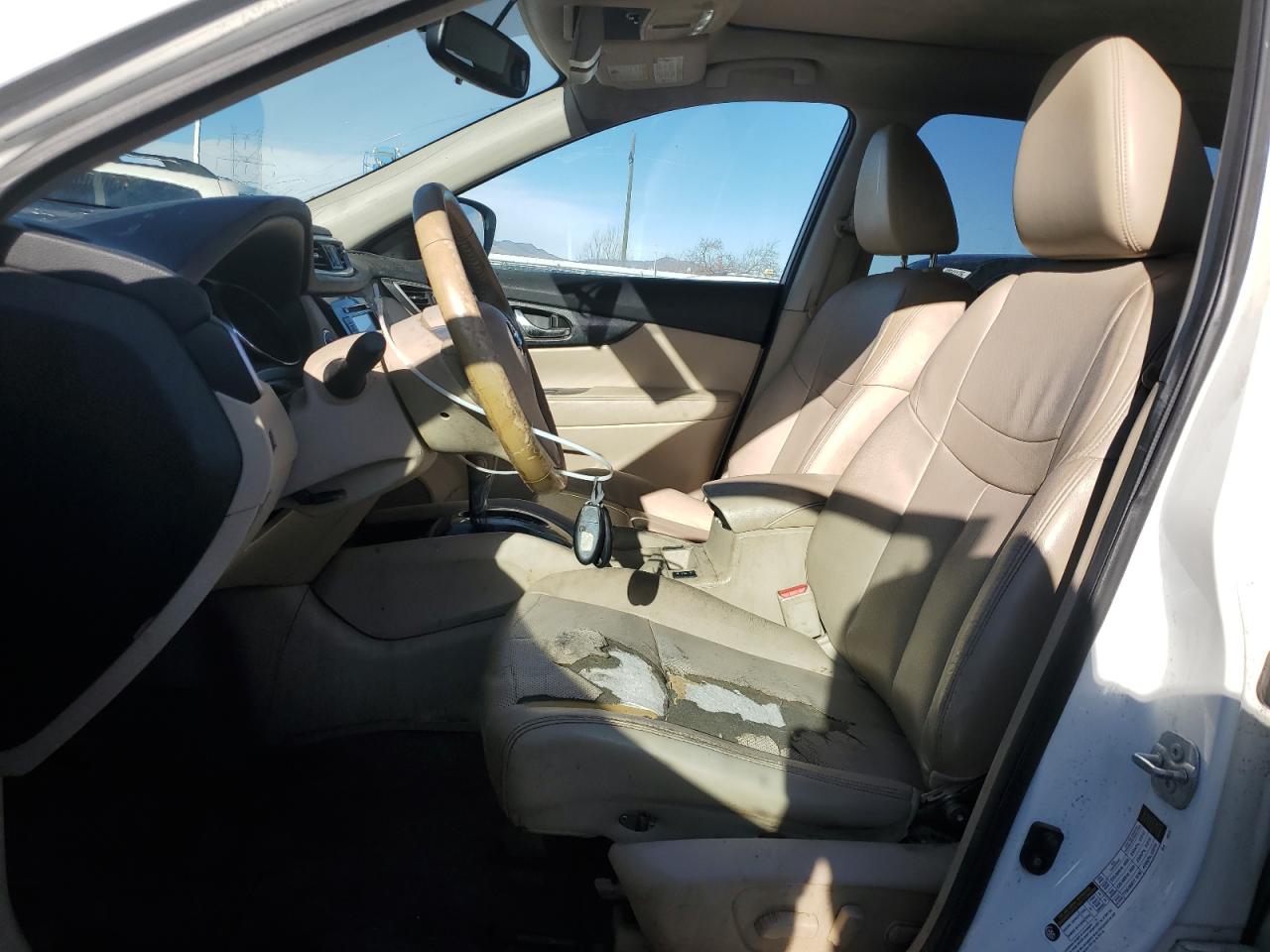 2015 Nissan Rogue - Image 7