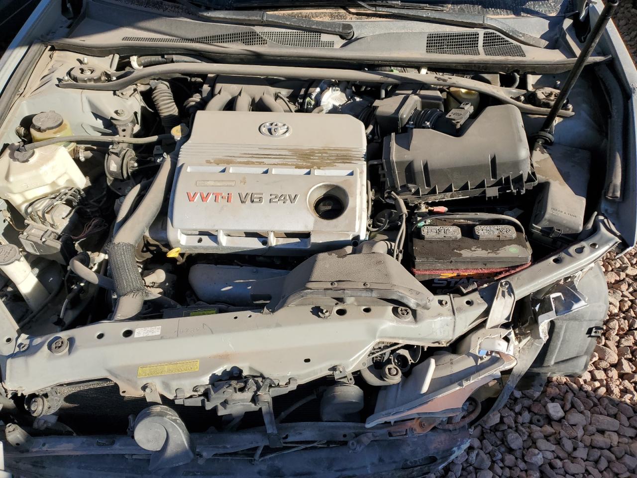 2005 Toyota Camry - Image 13
