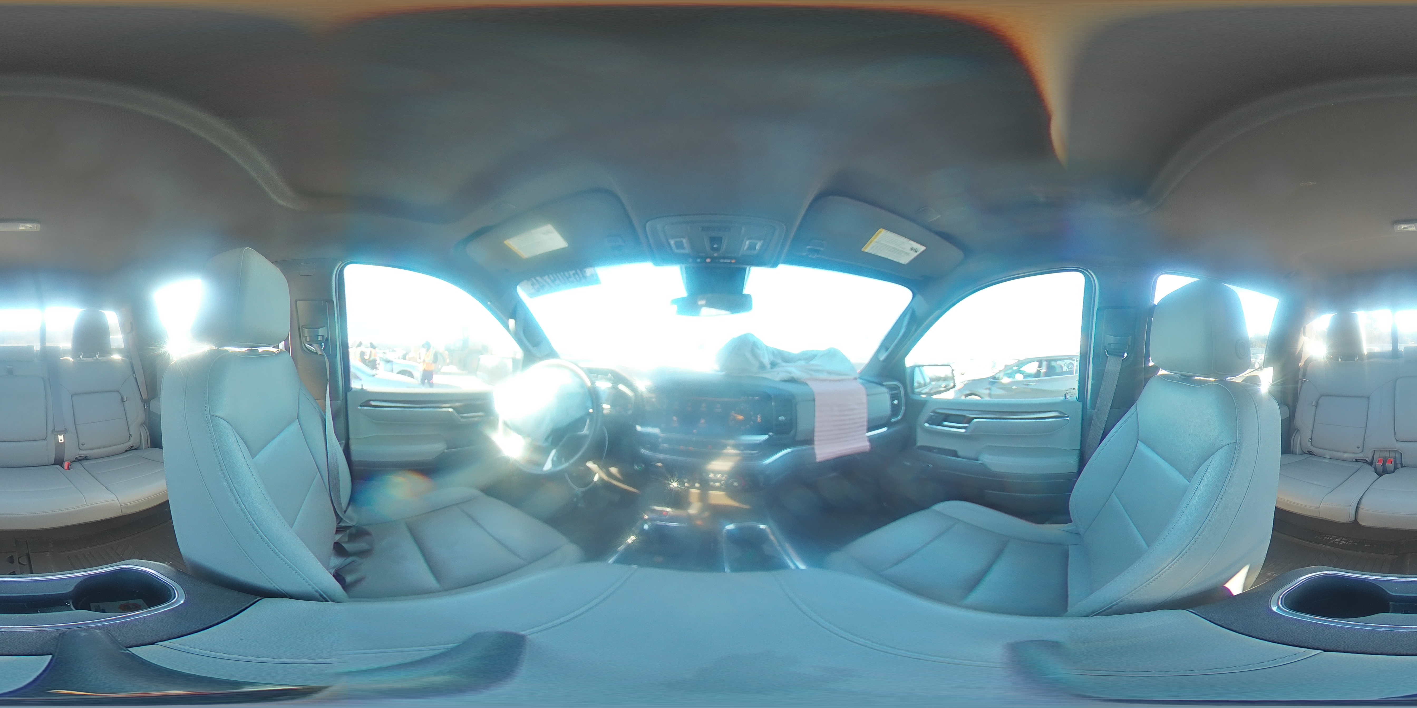 2023 Chevrolet Silverado - Image 13