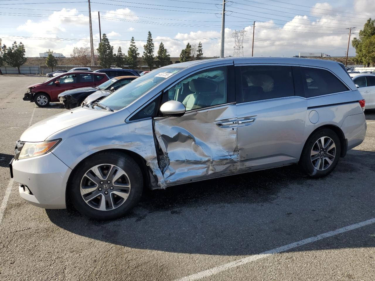 2015 Honda Odyssey - Image 1