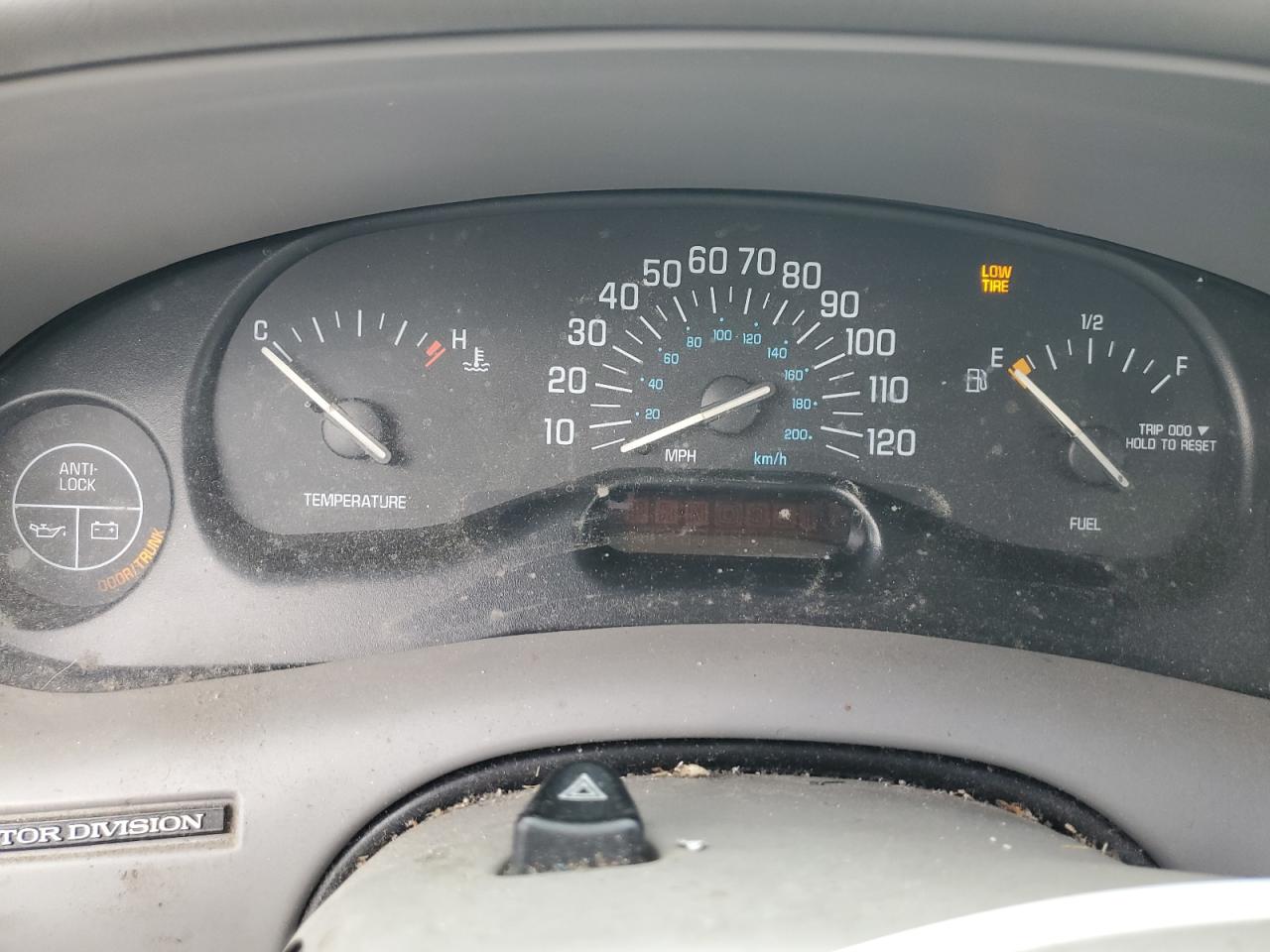 2001 Buick Century Custom VIN: 2G4WS52J511293211 Lot: 84026584
