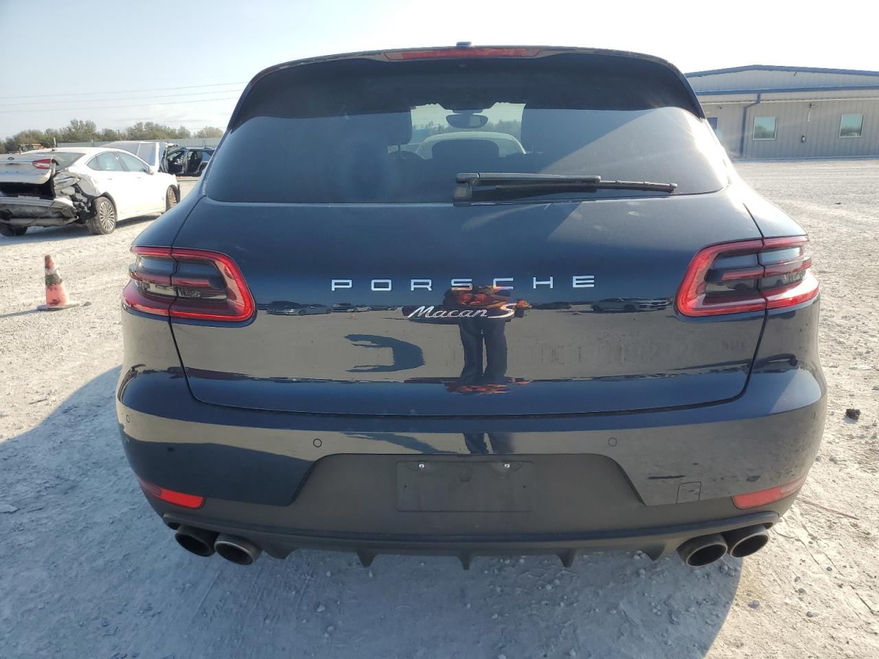 2017 Porsche Macan - Image 6