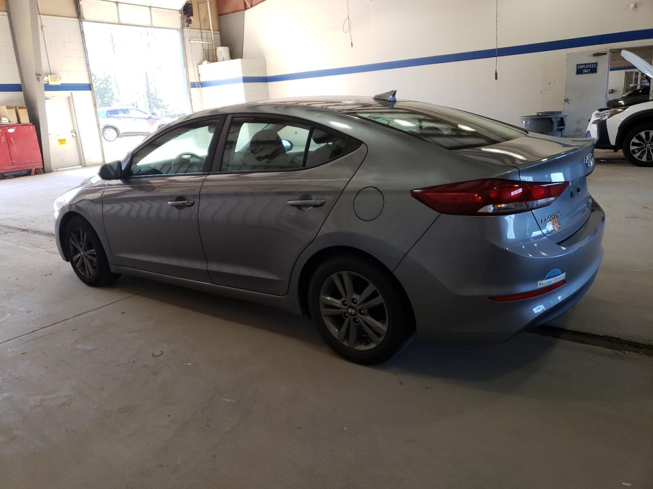 2017 Hyundai Elantra - Image 2