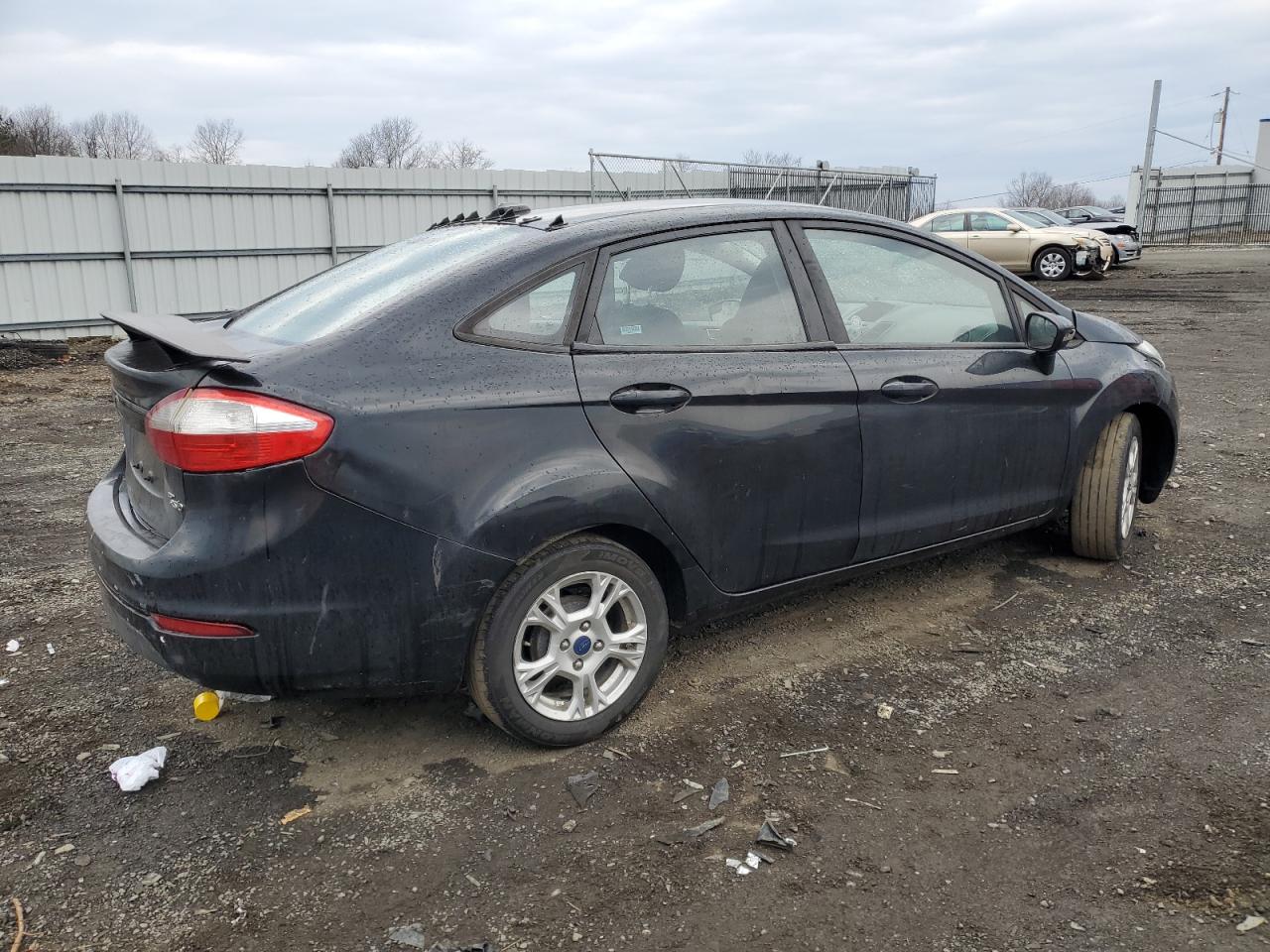 2014 Ford Fiesta - Image 3