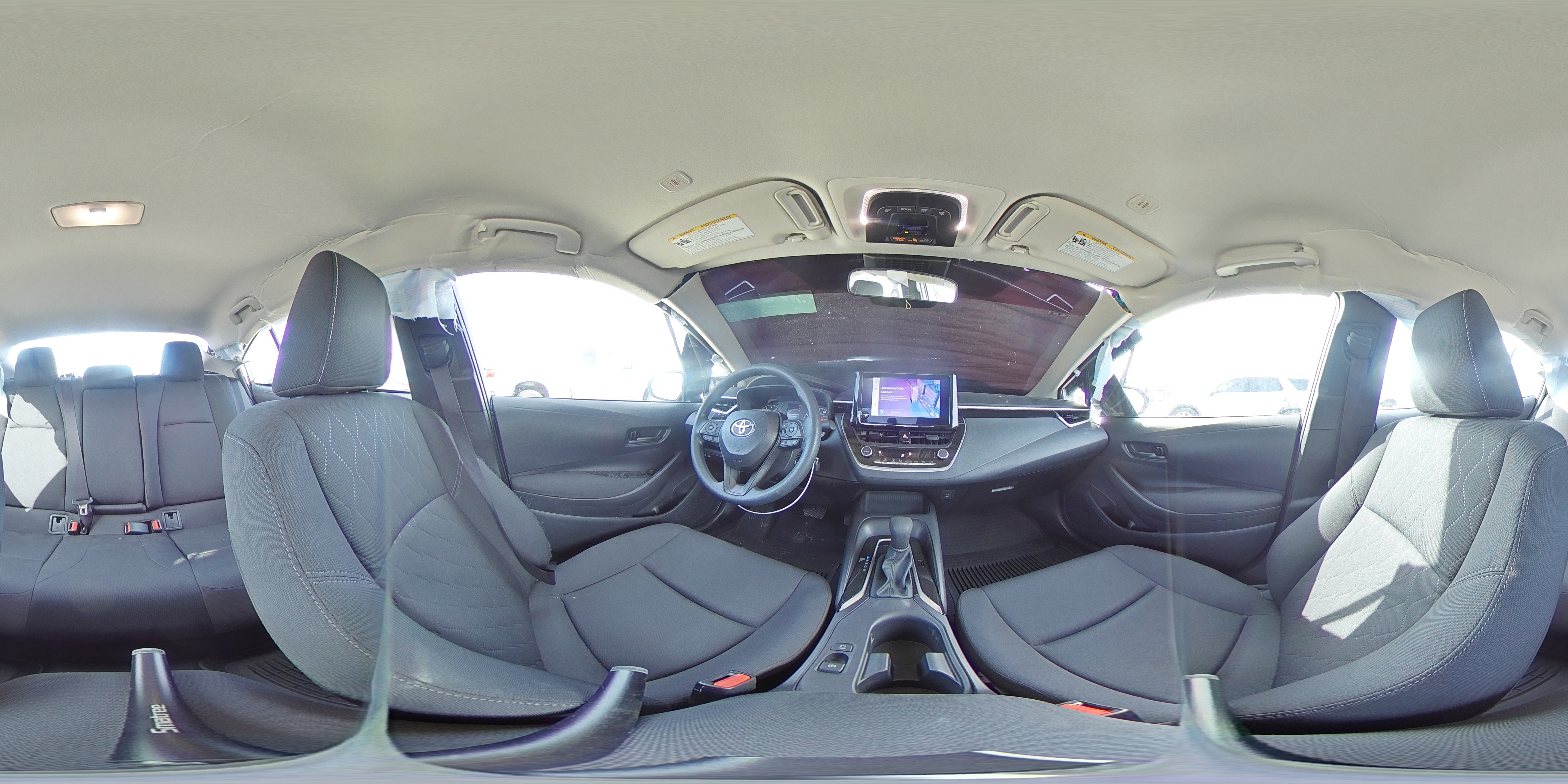 2025 Toyota Corolla - Image 12