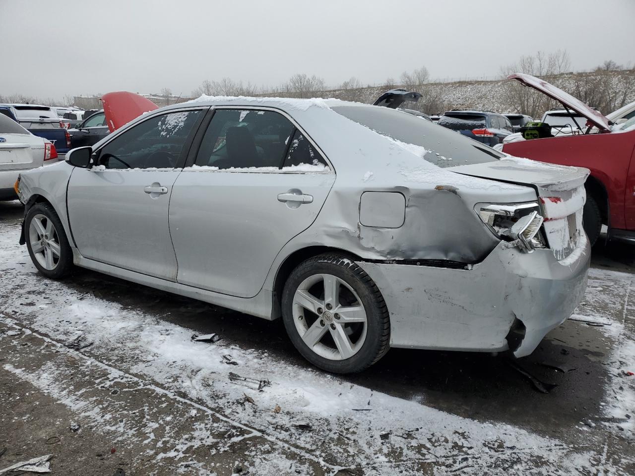 2014 Toyota Camry - Image 2