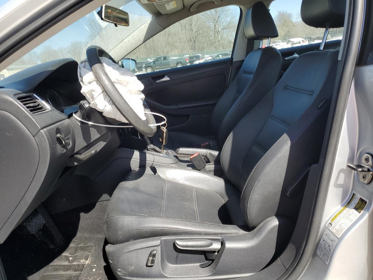 2014 Volkswagen Jetta - Image 7
