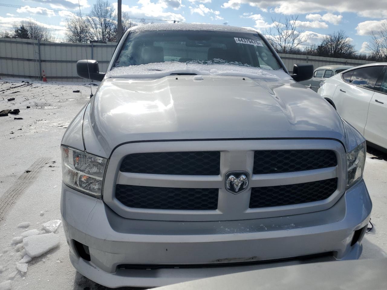 2015 RAM 1500 - Image 5