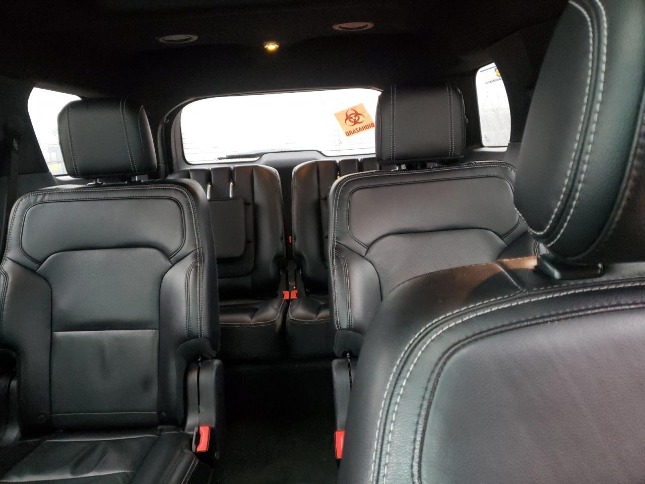 2016 Ford Explorer - Image 10