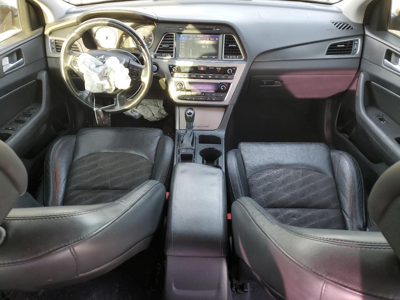 2015 Hyundai Sonata - Image 8