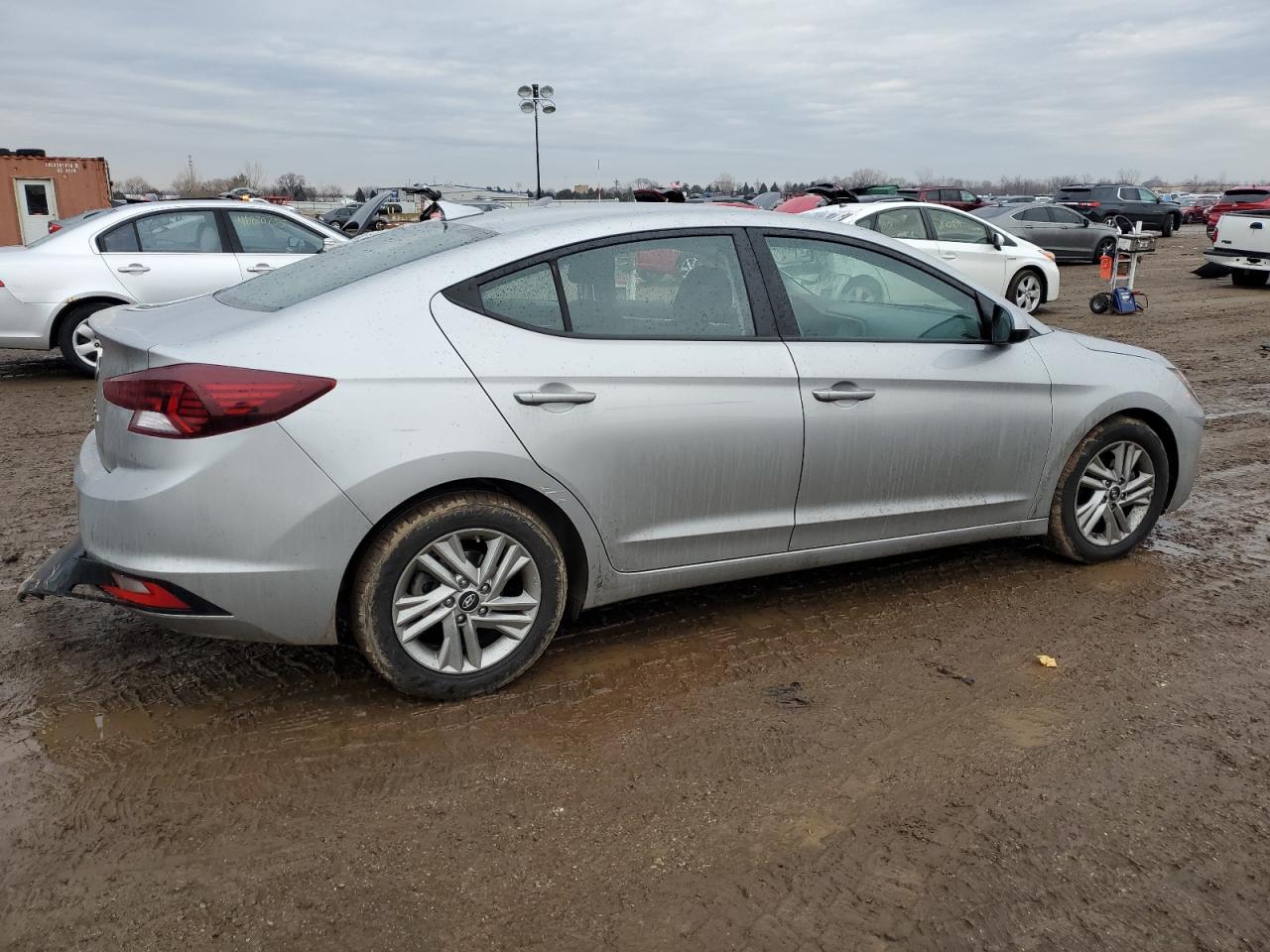 2020 Hyundai Elantra - Image 3
