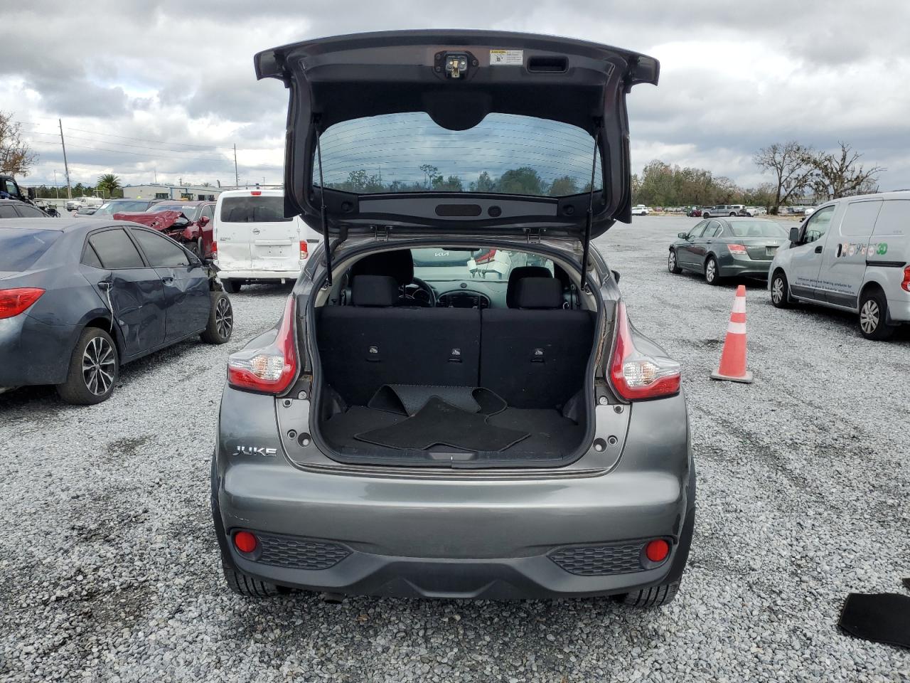 2015 Nissan Juke - Image 6