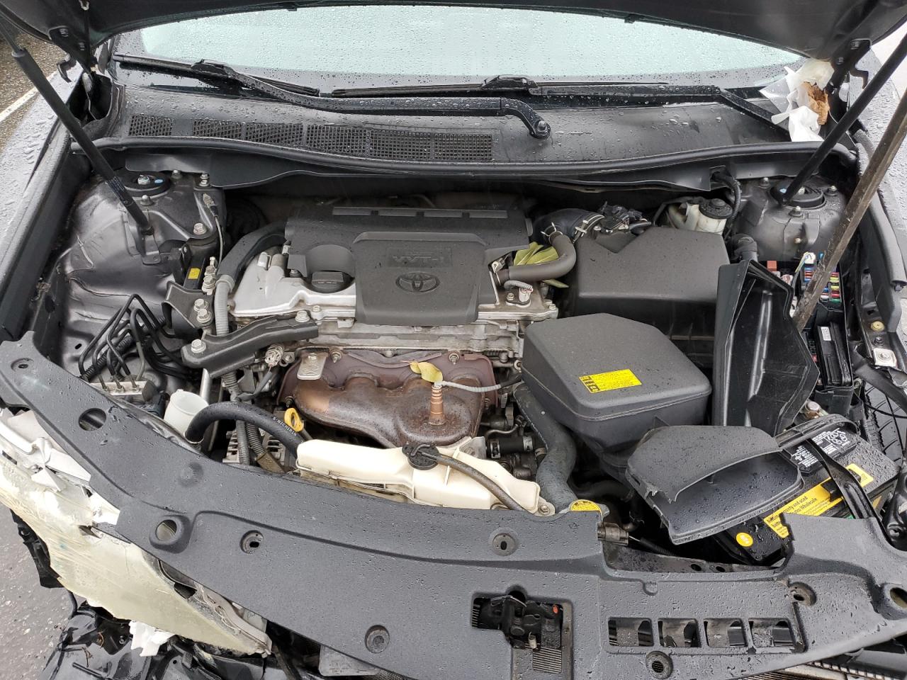 2012 Toyota Camry - Image 11