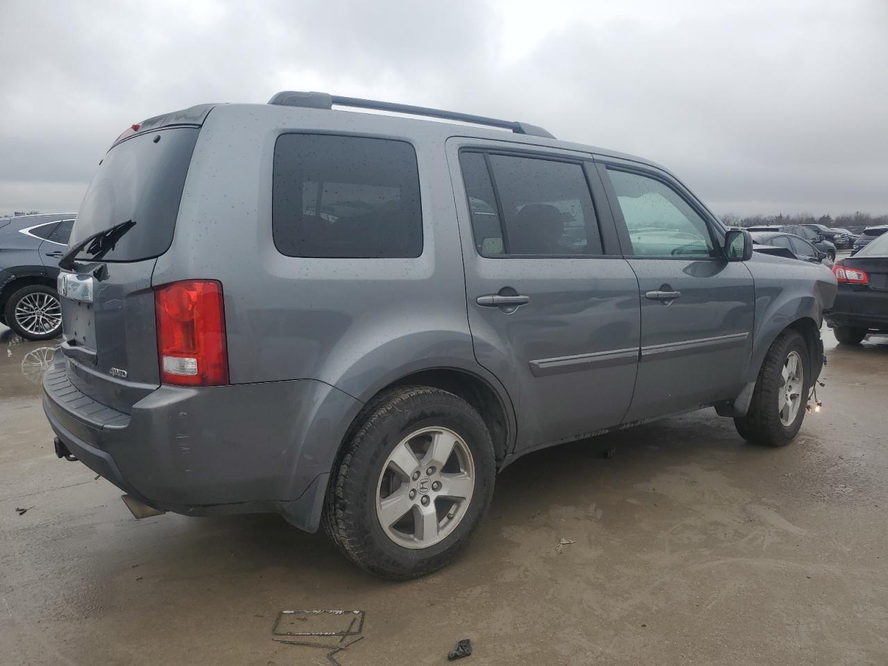 2010 Honda Pilot - Image 3
