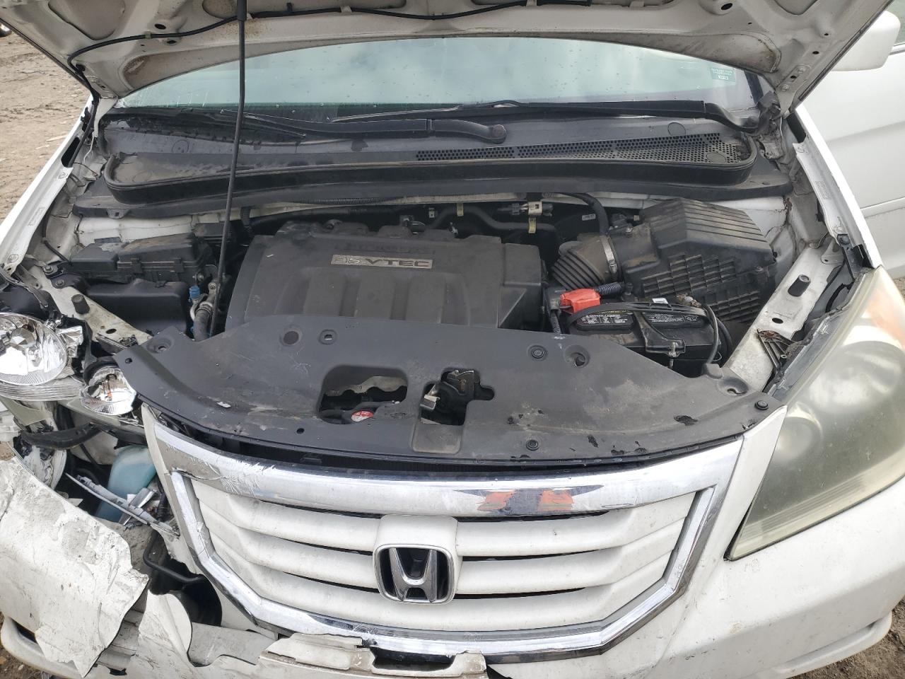 2010 Honda Odyssey - Image 14