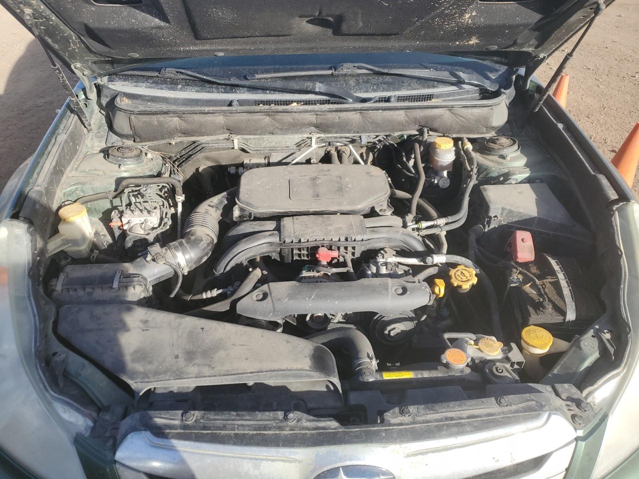 2011 Subaru Outback - Image 12