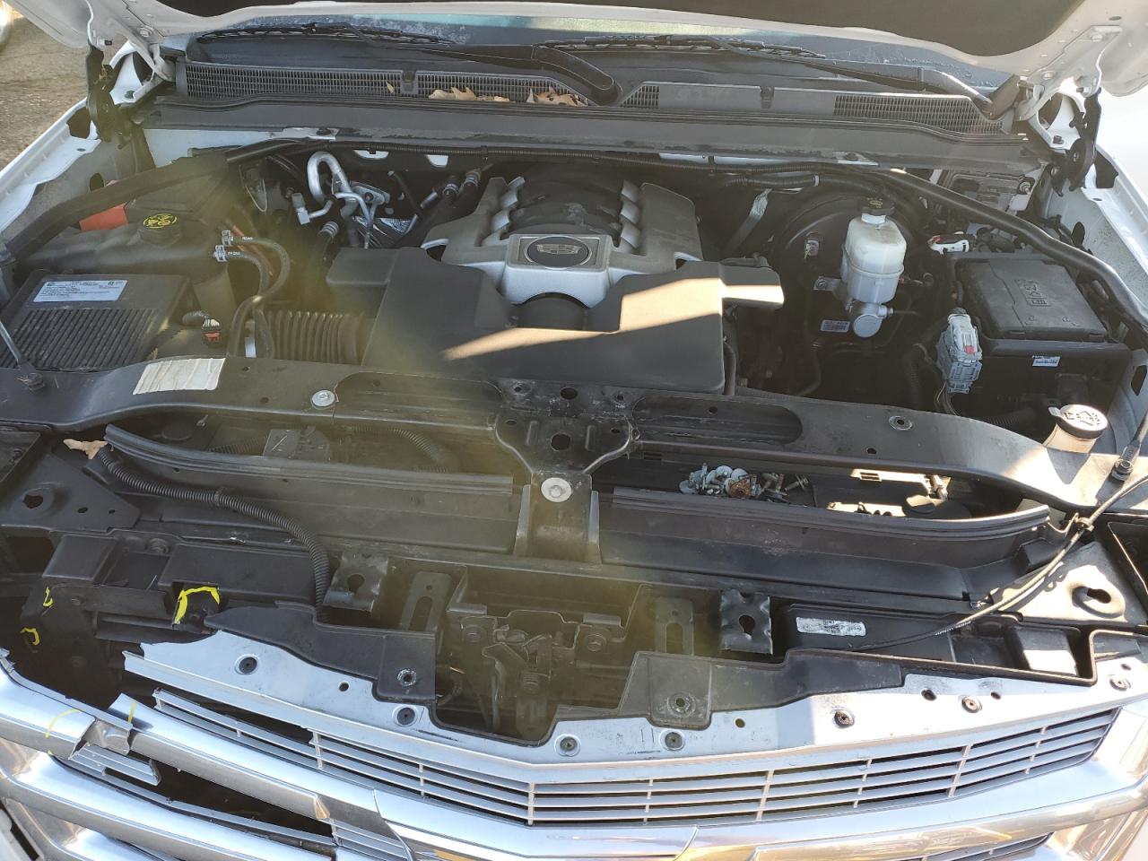 2019 Cadillac Escalade - Image 12