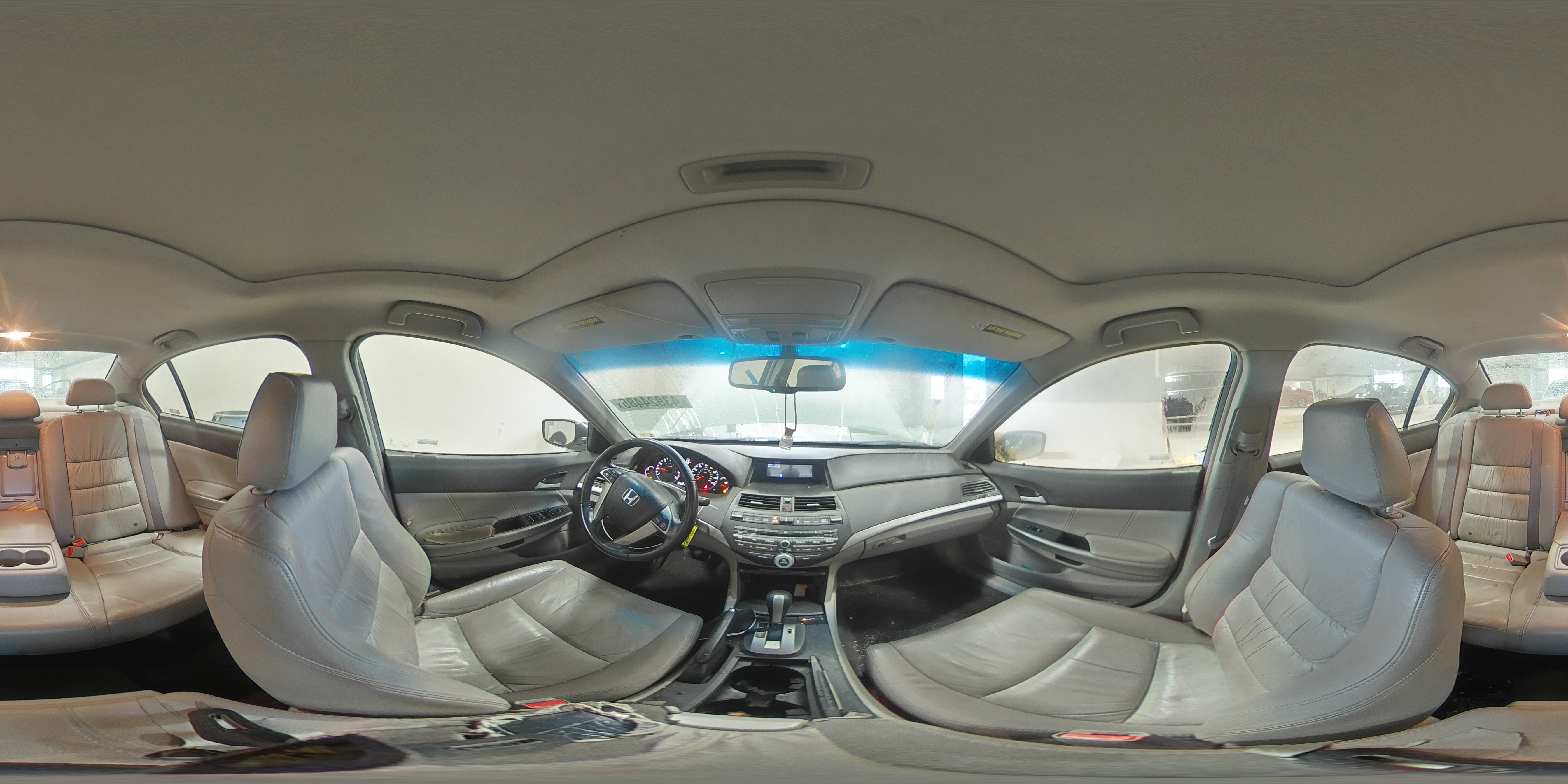 2009 Honda Accord - Image 13