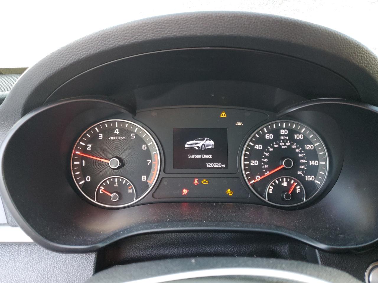 2019 Kia Optima - Image 9