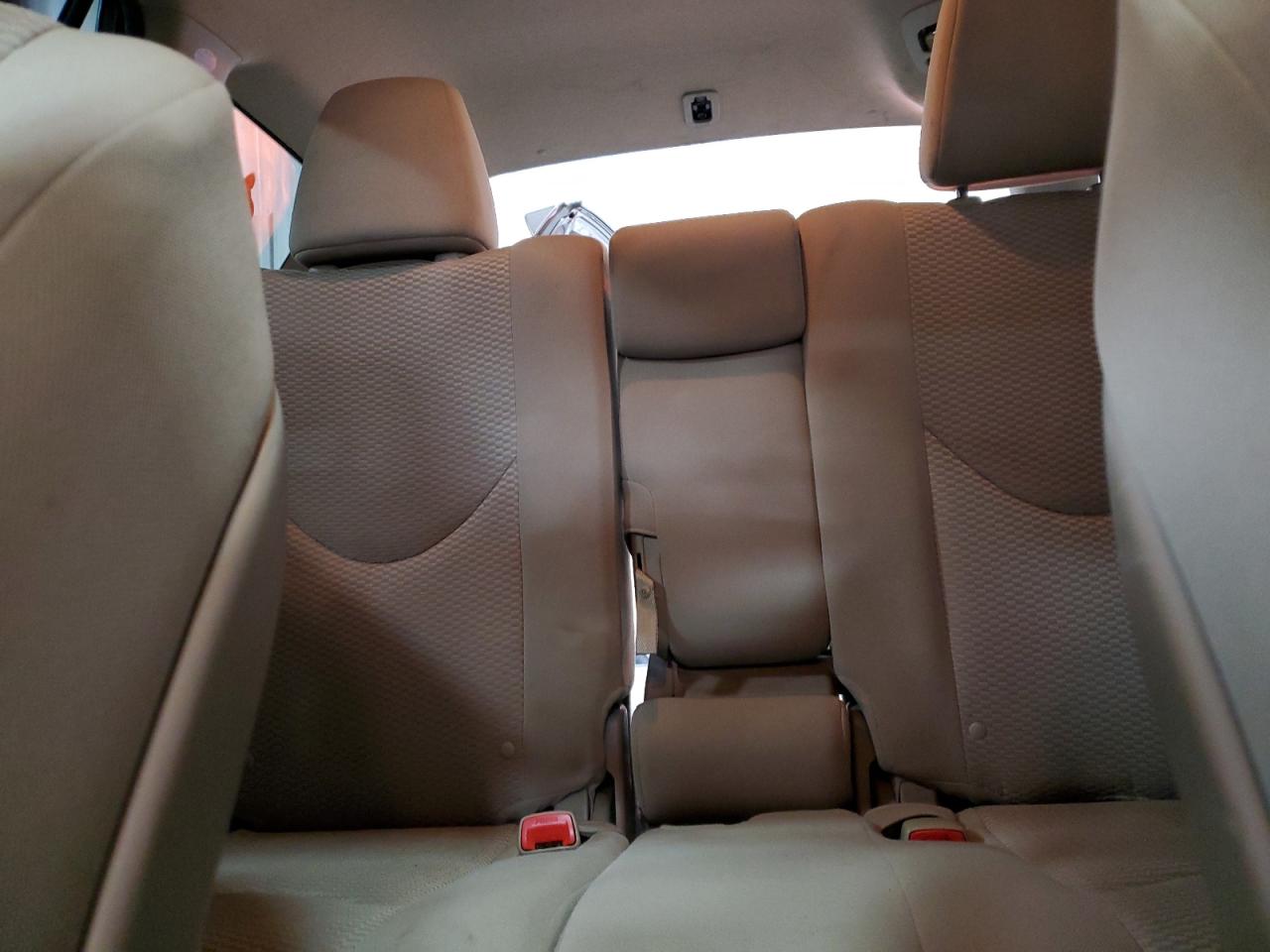 2012 Toyota RAV 4 - Image 10