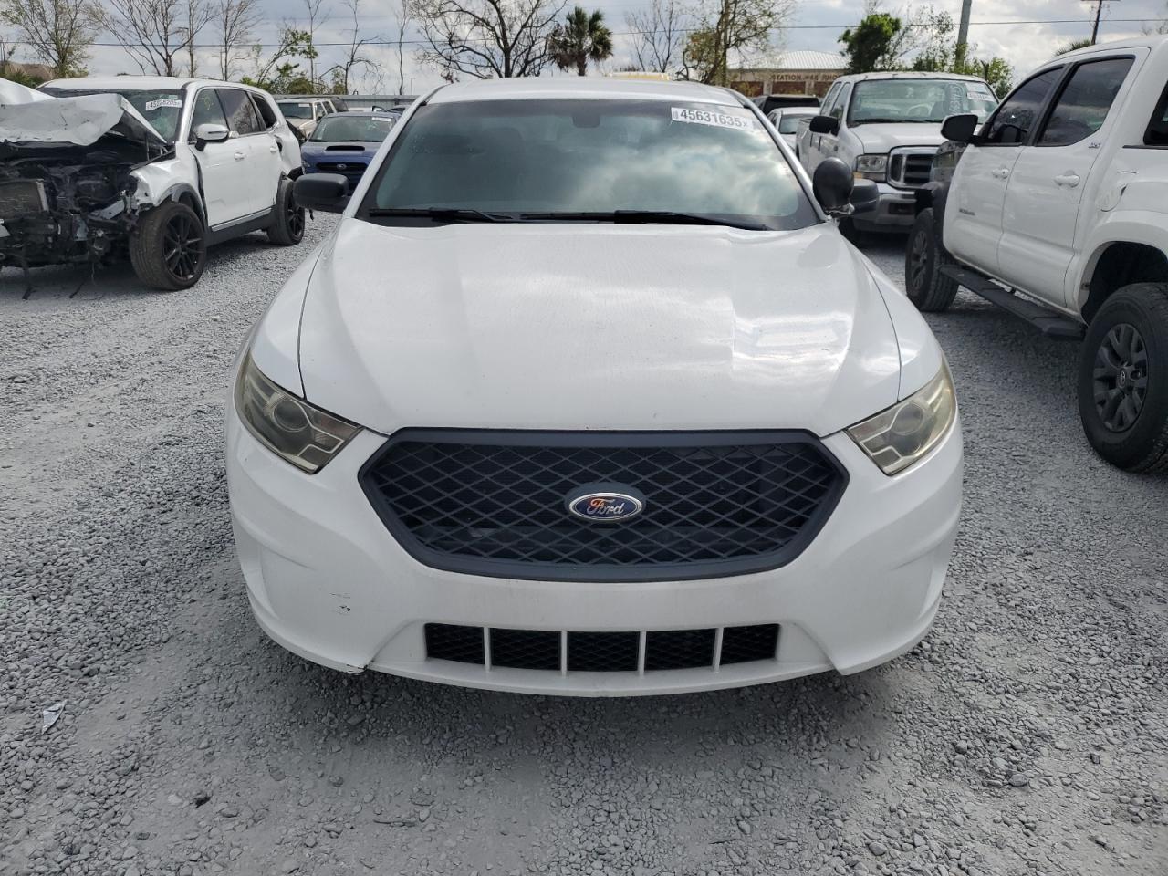 2015 Ford Taurus - Image 5