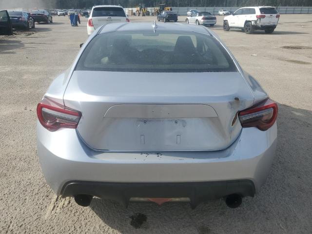  TOYOTA SCION 2015 Сріблястий