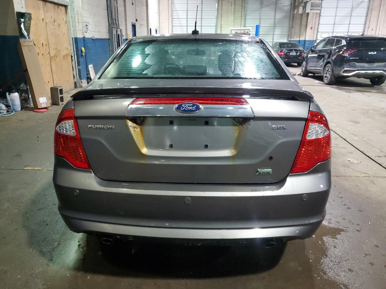 2010 Ford Fusion - Image 6