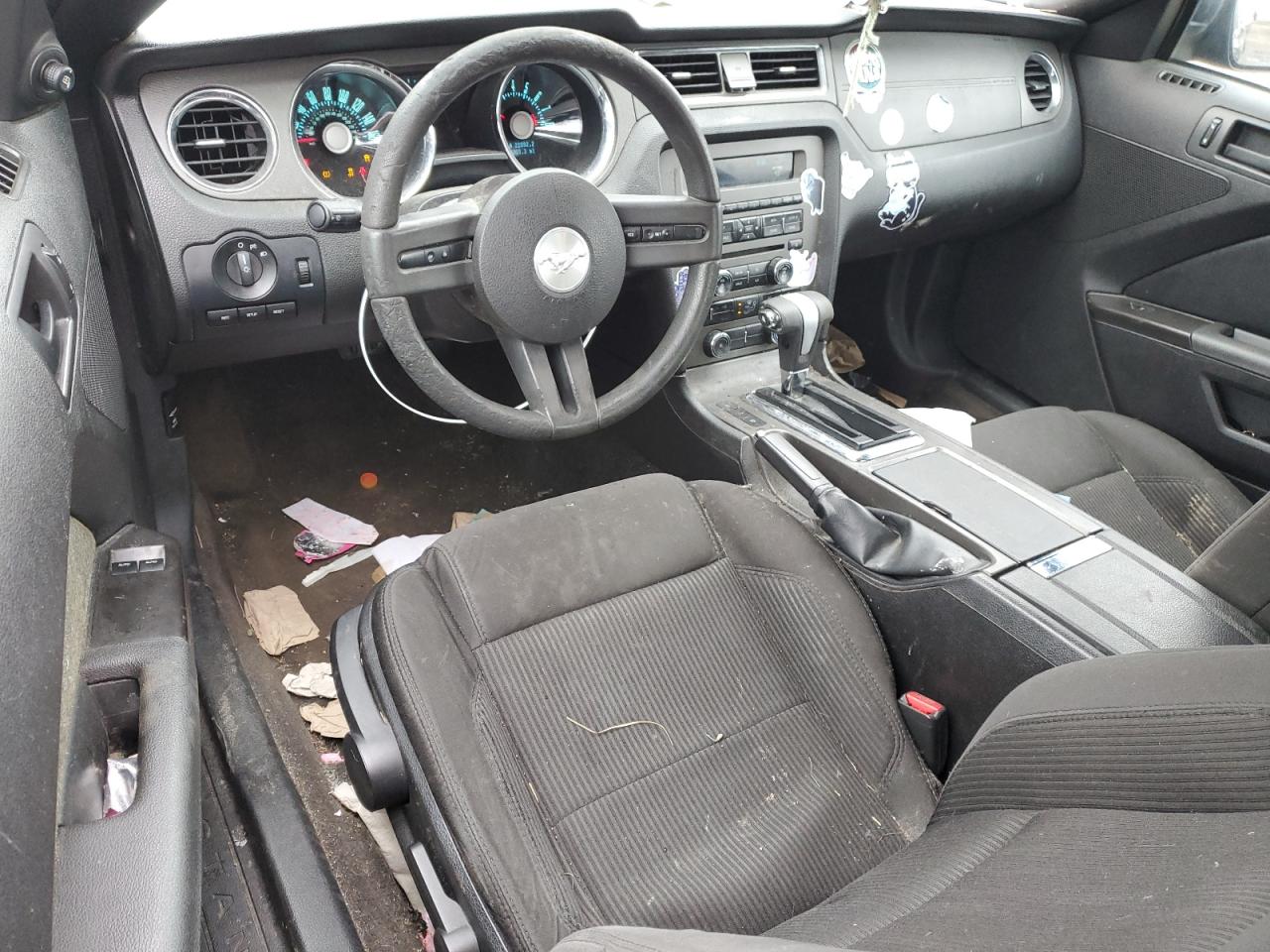 2012 Ford Mustang - Image 8