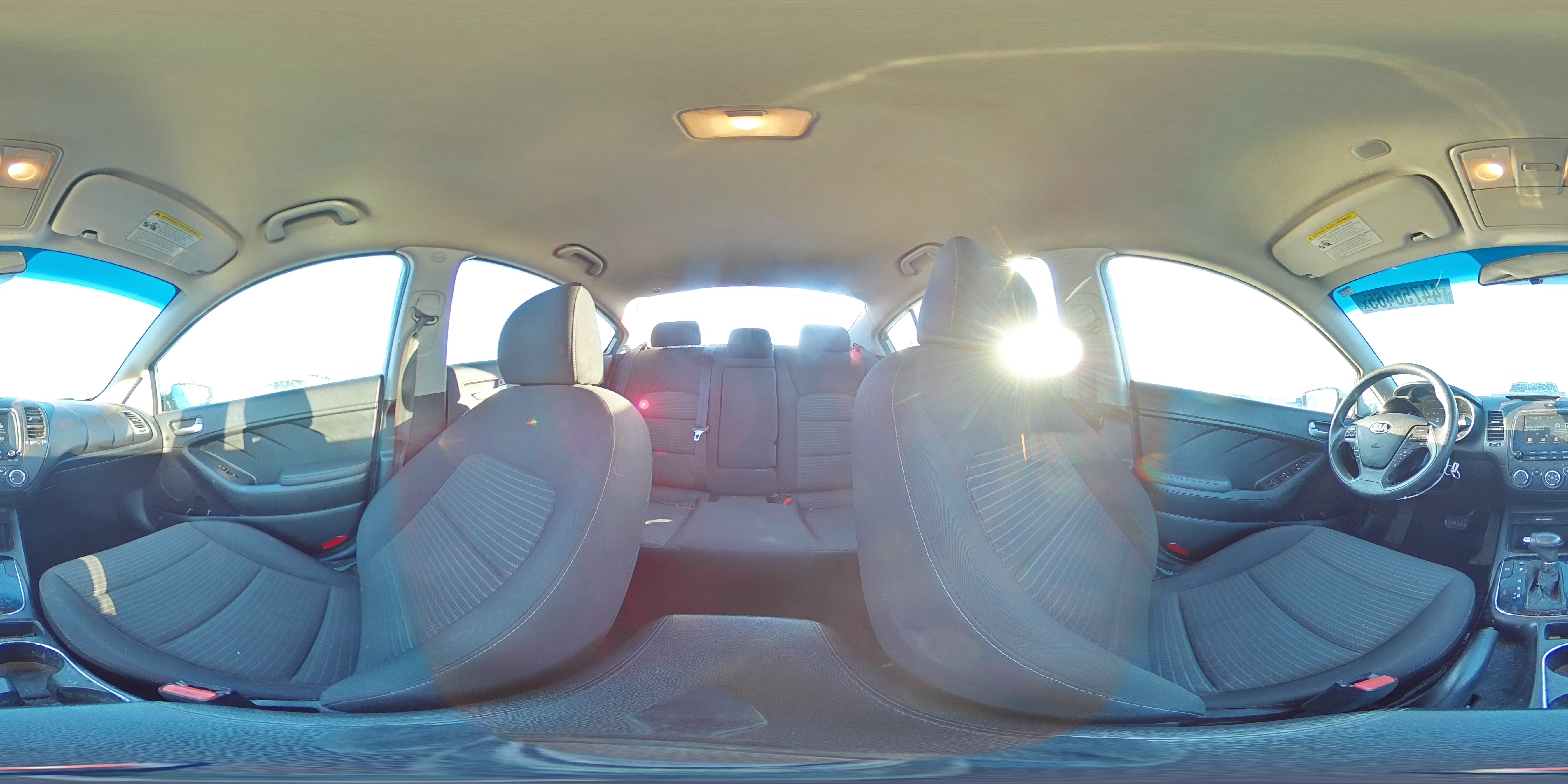 2018 Kia Forte - Image 14