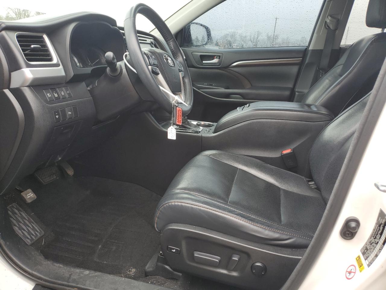 2015 Toyota Highlander - Image 7